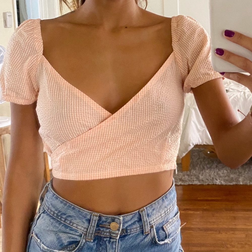 Puff Sleeve Gingham Top